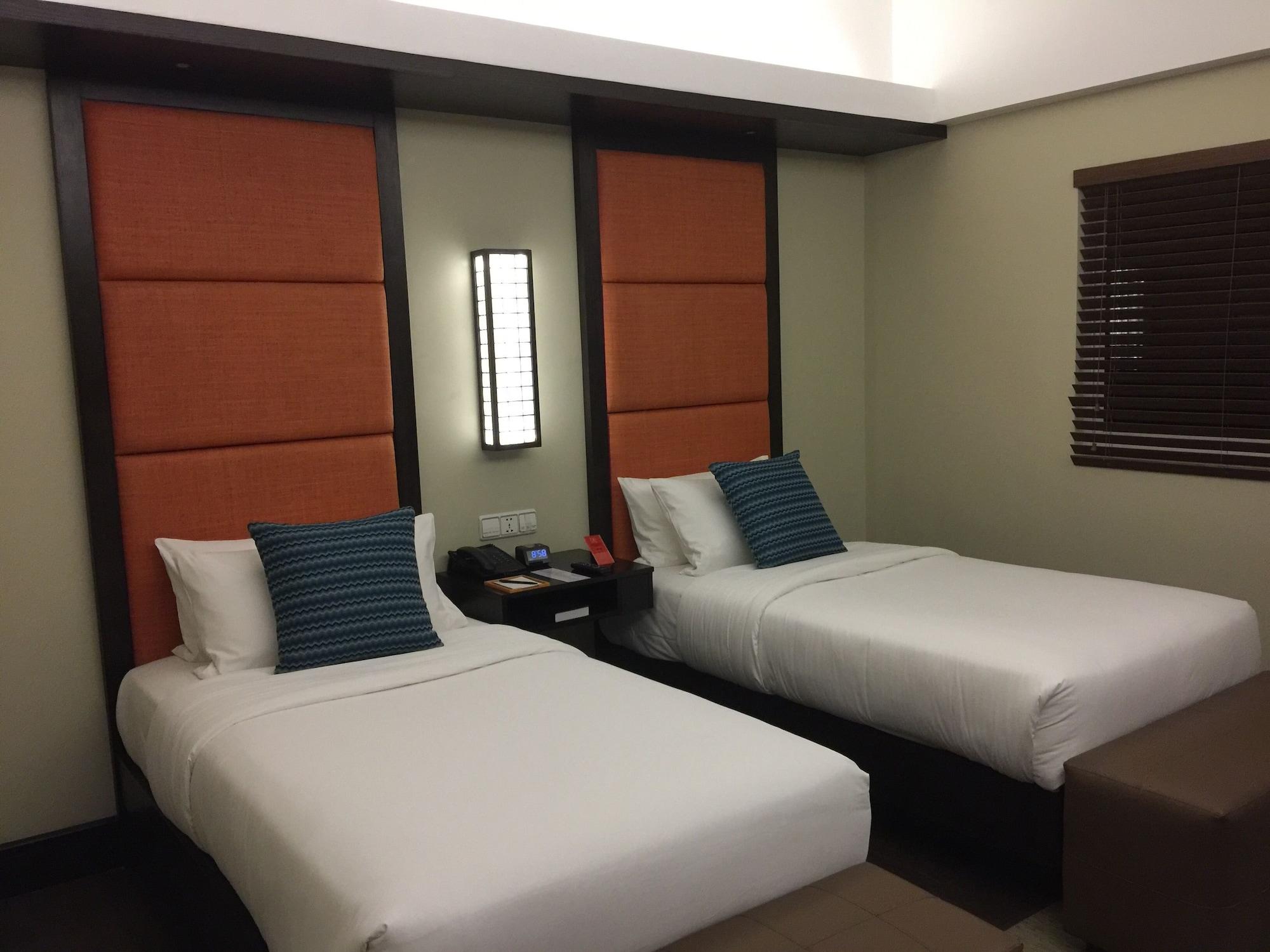 Be Grand Resort, Bohol Панглао Экстерьер фото